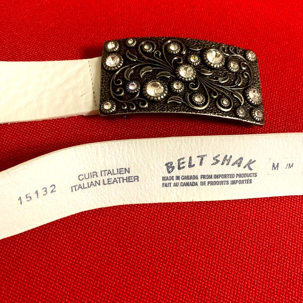Like New🇨🇦Genuine Italian Leather Belt with Jewelled Buckle - Picture 10 of 12